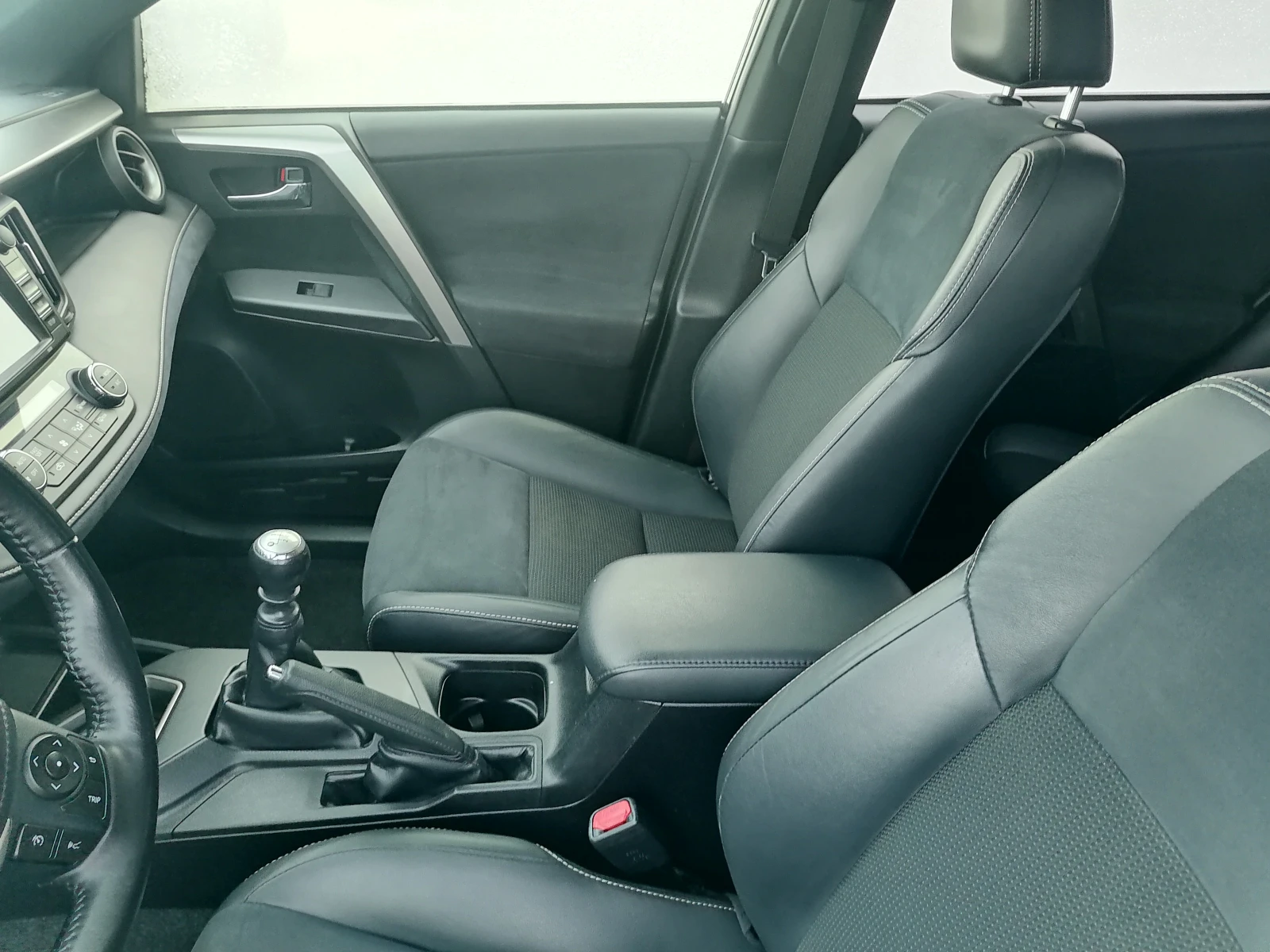 Toyota Rav4 2.0i 4x4 Full | Mobile.bg � ����������� 14