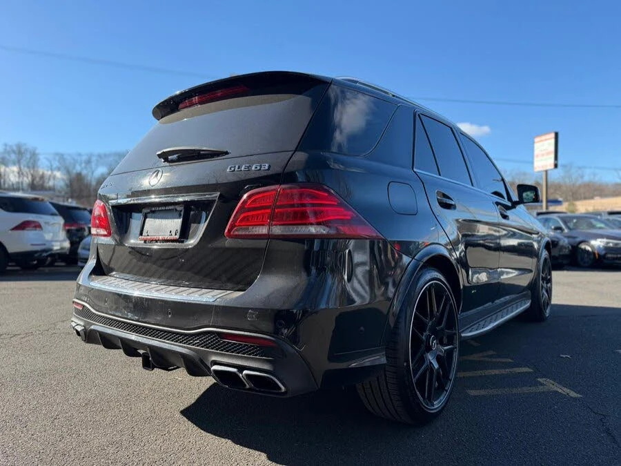 Mercedes-Benz GLE 63 AMG 4MATIC, снимка 4 - Автомобили и джипове - 53774502