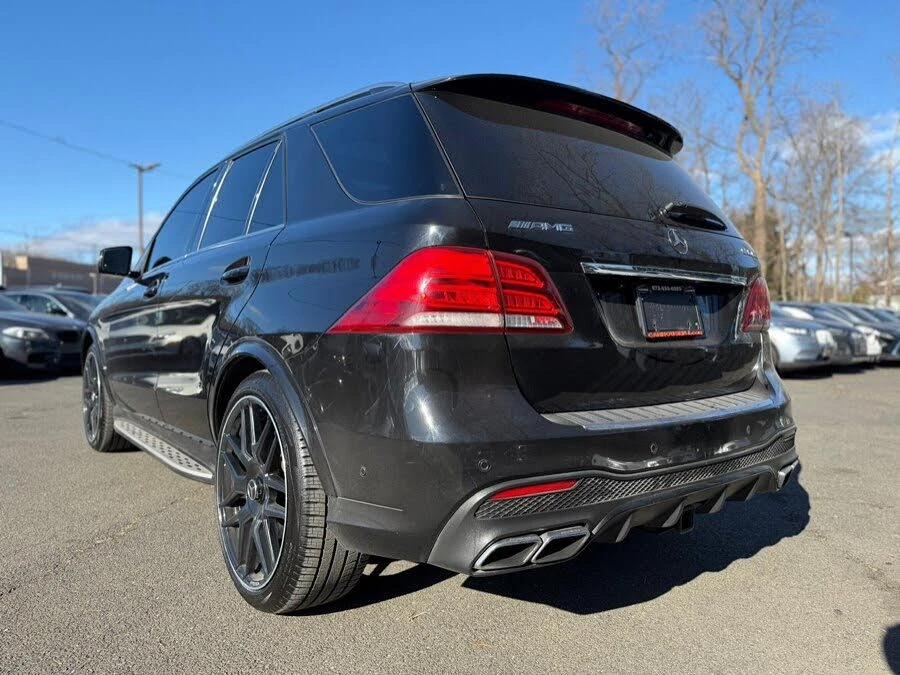 Mercedes-Benz GLE 63 AMG 4MATIC, снимка 6 - Автомобили и джипове - 53774502