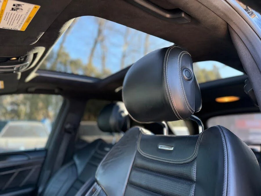 Mercedes-Benz GLE 63 AMG 4MATIC, снимка 15 - Автомобили и джипове - 53774502