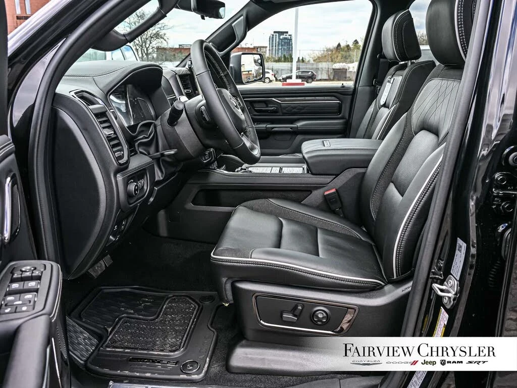 Dodge RAM 1500 Limited Crew Cab 4WD, снимка 13 - Автомобили и джипове - 54611845