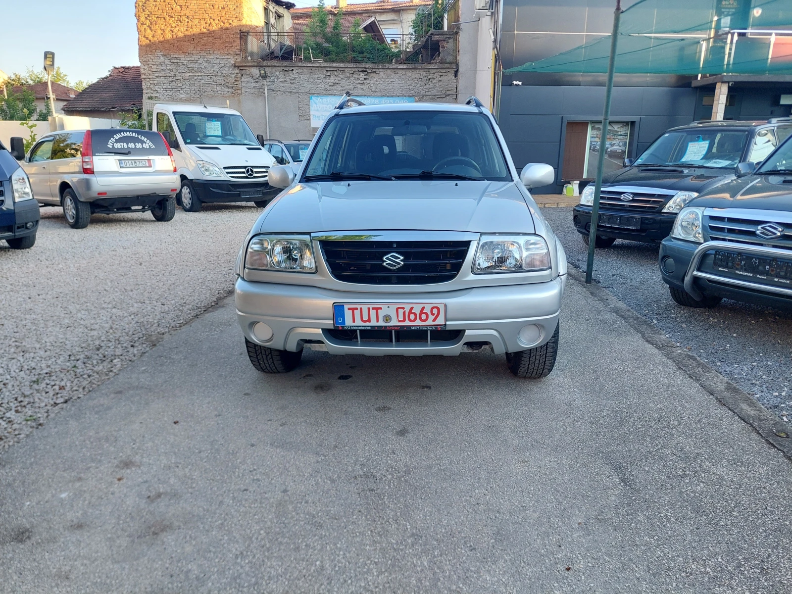 Suzuki Grand vitara 2.0i--128kc-ТОП СЪСТОЯНИЕ, снимка 2 - Автомобили и джипове - 54964923
