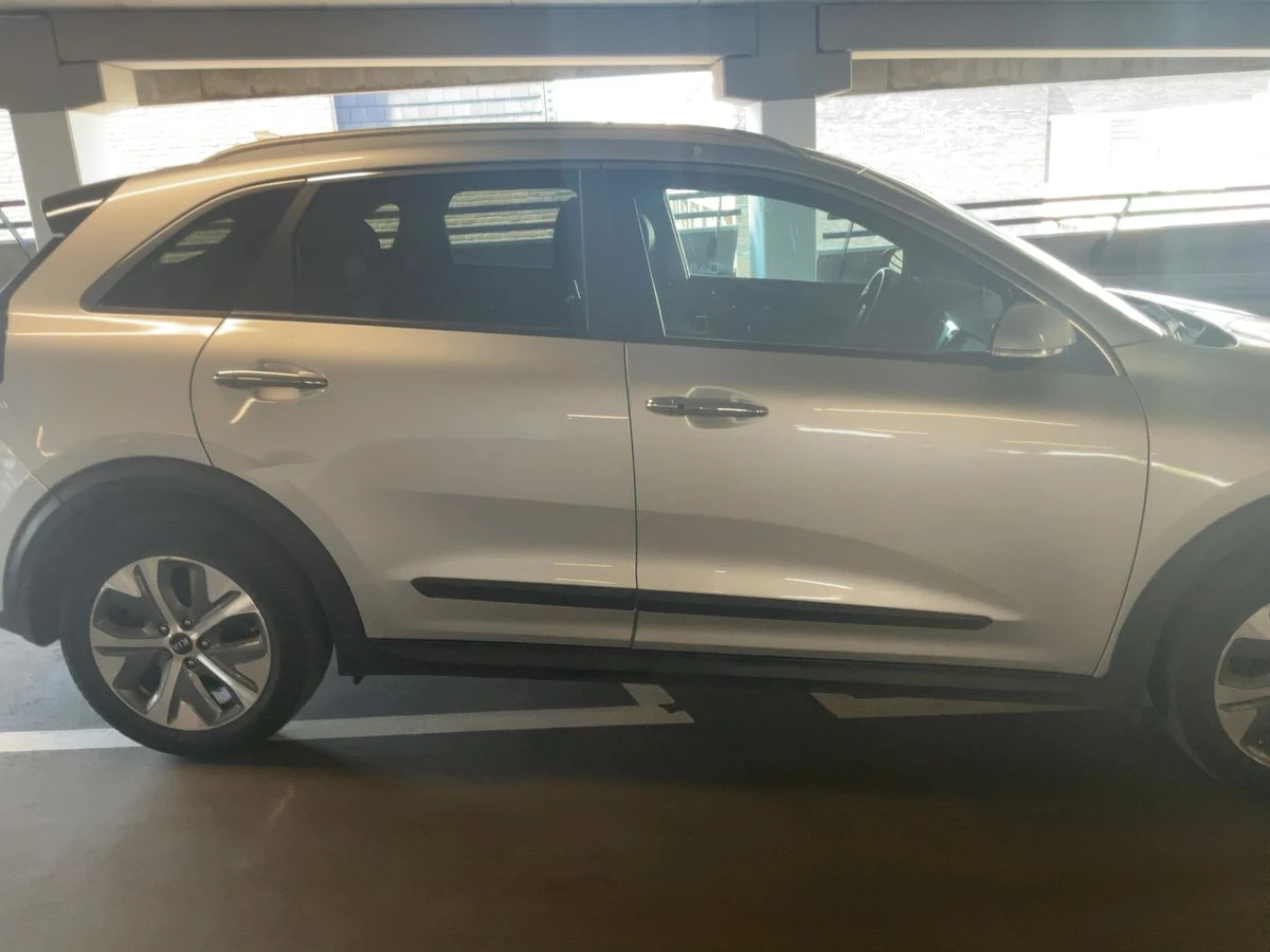 Kia Niro ОЧАКВАН ВНОС СМЯНА НА ЦВЯТ 1000евро, снимка 10 - Автомобили и джипове - 55055407
