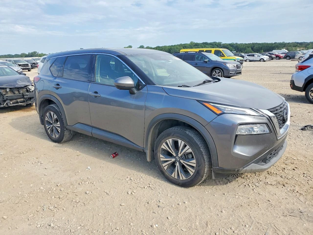 Nissan Rogue 2.5l Sv, снимка 4 - Автомобили и джипове - 56050612