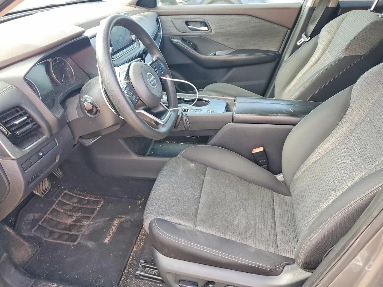 Nissan Rogue 2.5l Sv, снимка 7 - Автомобили и джипове - 56050612