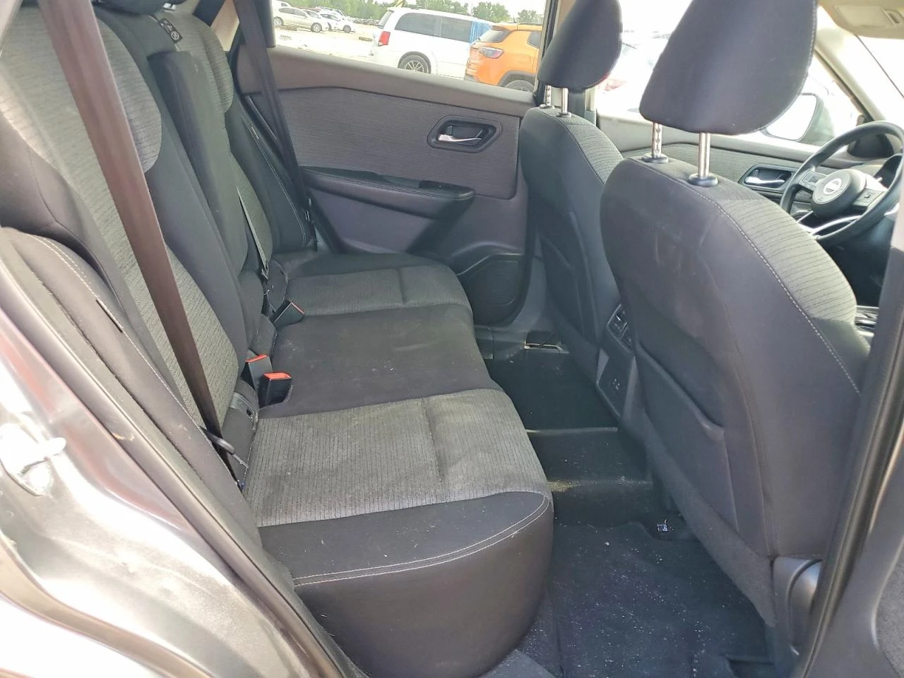 Nissan Rogue 2.5l Sv, снимка 11 - Автомобили и джипове - 56050612