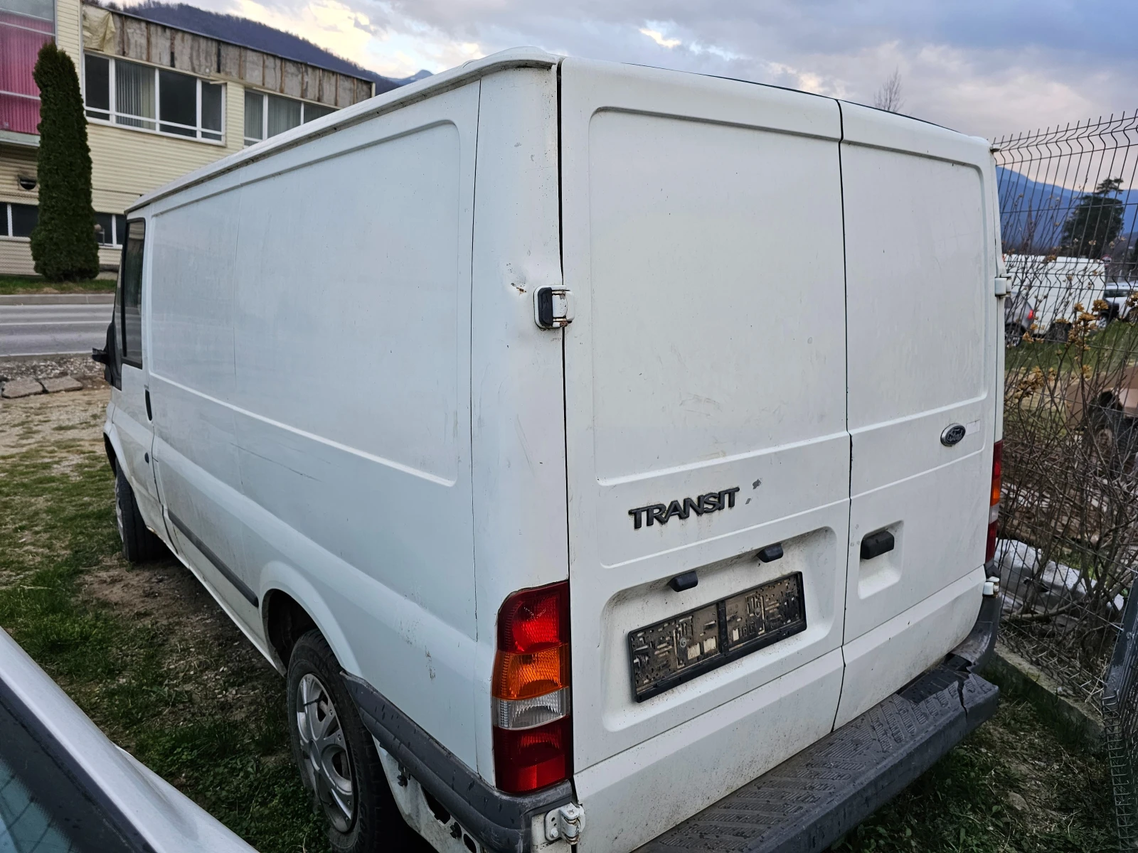 Ford Transit Товарен - изображение 5