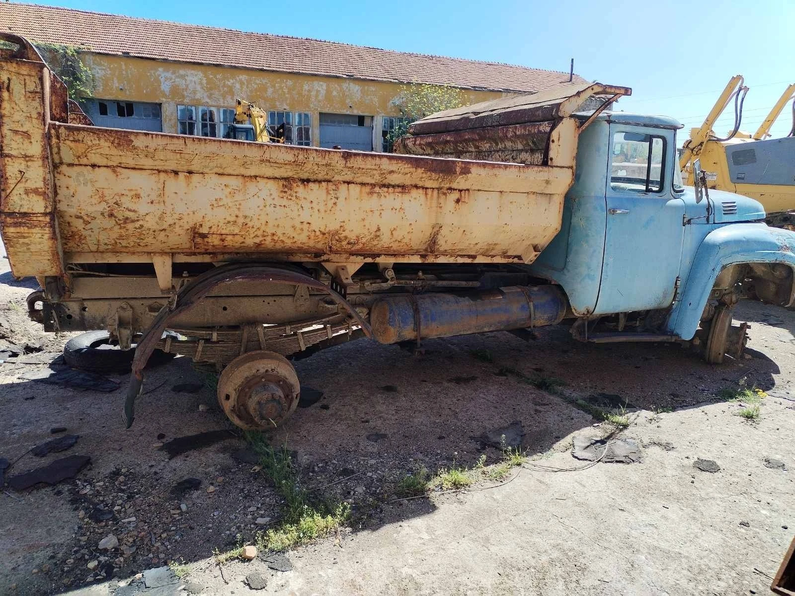 Zil 130 Цял и на части - изображение 3