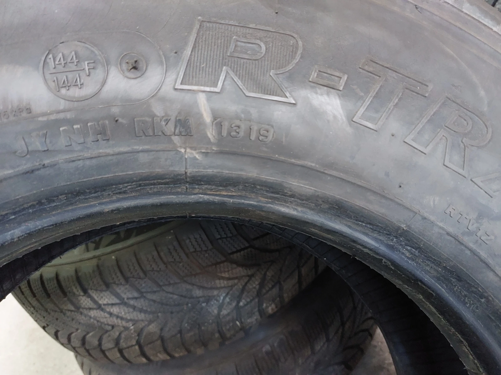 ���� 235/75R17.5 | Mobile.bg � ����������� 8
