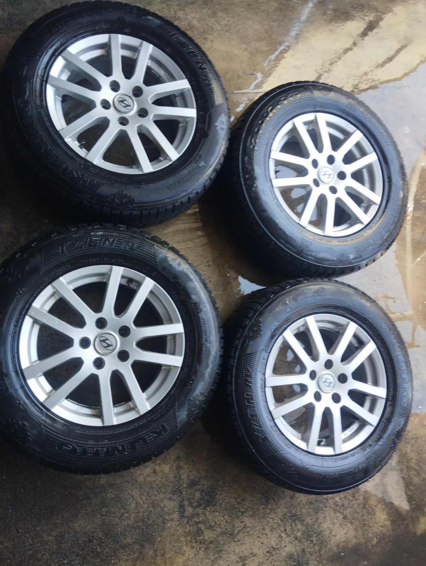 ���� � ������ 215/70R16 �� Hyundai IX35 | Mobile.bg � ����������� 2