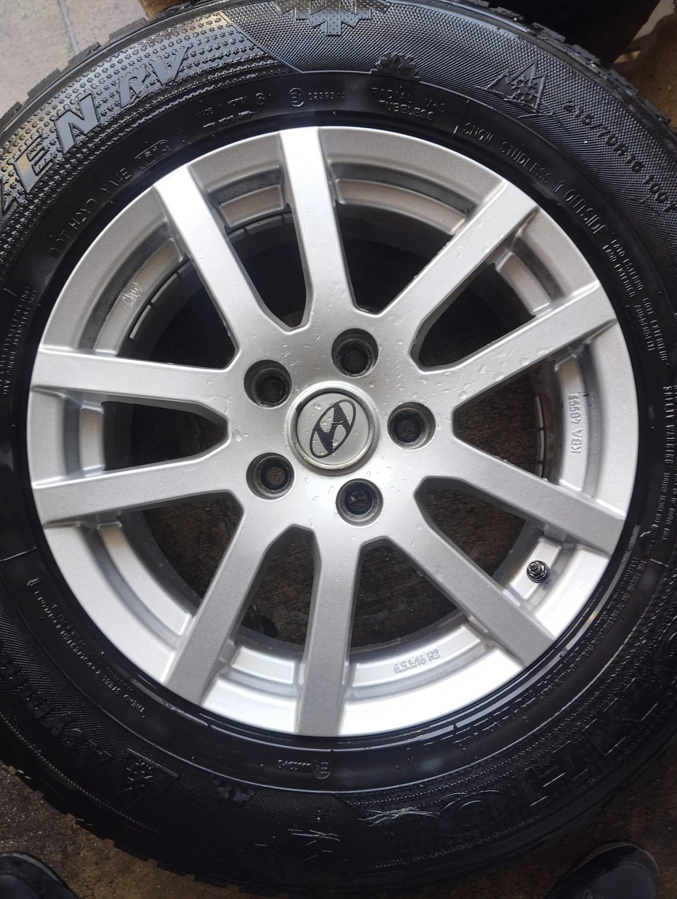 ���� � ������ 215/70R16 �� Hyundai IX35 | Mobile.bg � ����������� 3