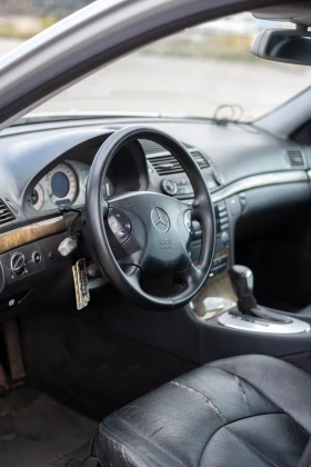 Mercedes-Benz E 270 CDI, снимка 14