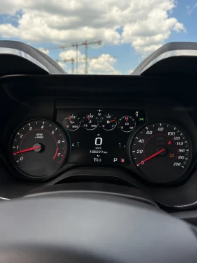 Chevrolet Camaro, снимка 11
