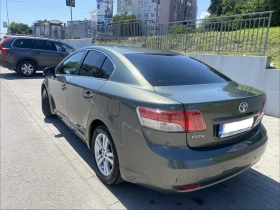 Toyota Avensis 2.0 D4D 126 2012 , снимка 2