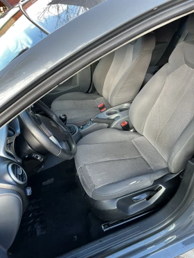 Seat Leon 1.4TSI, снимка 9 - Автомобили и джипове - 45246530