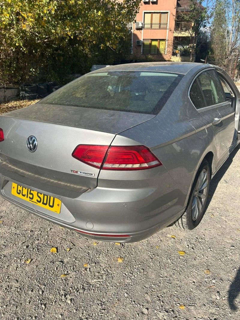 VW Passat 1.6TDI, снимка 6 - Автомобили и джипове - 49464231