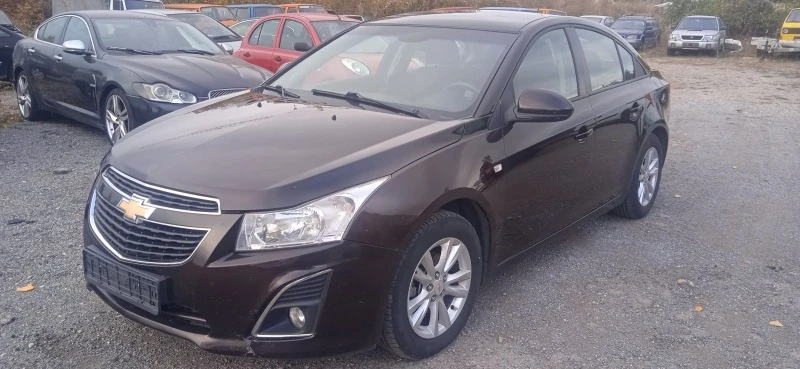 Chevrolet Cruze 1.8 i газ, снимка 1 - Автомобили и джипове - 42764593