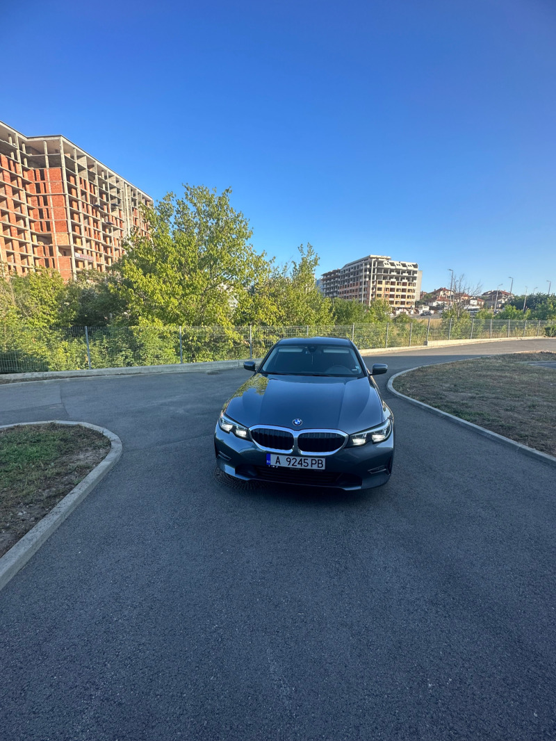 BMW 320, снимка 6 - Автомобили и джипове - 45216523
