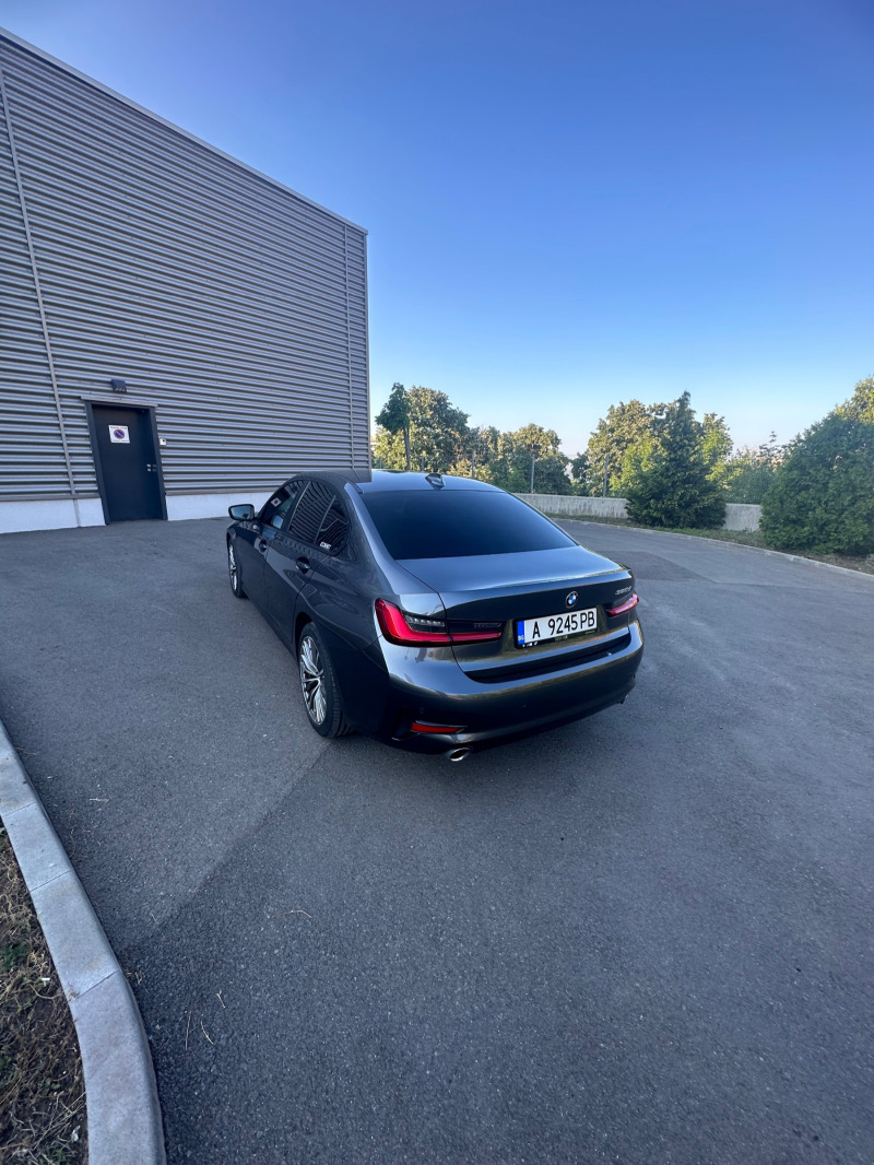 BMW 320, снимка 8 - Автомобили и джипове - 45216523
