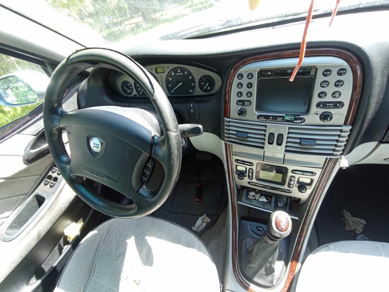 Lancia Lybra 2.0 automat, снимка 7 - Автомобили и джипове - 46029998