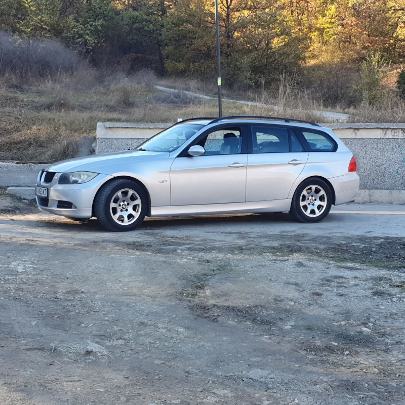 BMW 320, снимка 16 - Автомобили и джипове - 47397764