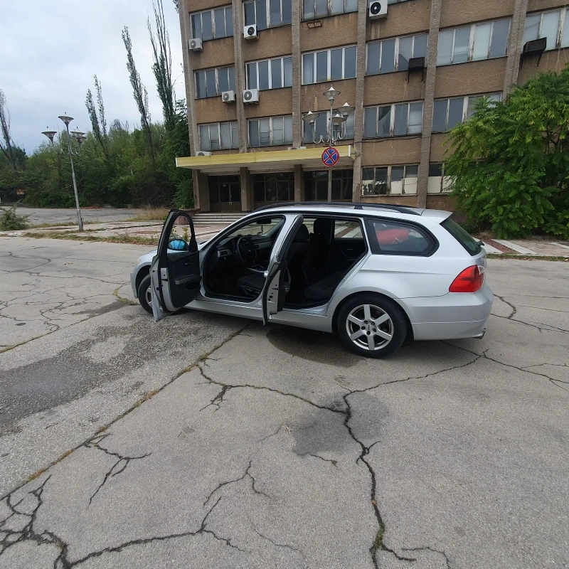 BMW 320, снимка 10 - Автомобили и джипове - 47397764