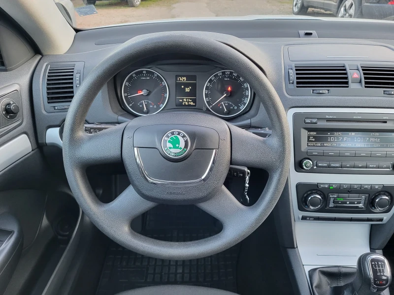 Skoda Octavia 1.8 T / 4X4 / ТОП СЪСТОЯНИЕ /, снимка 13 - Автомобили и джипове - 49064975