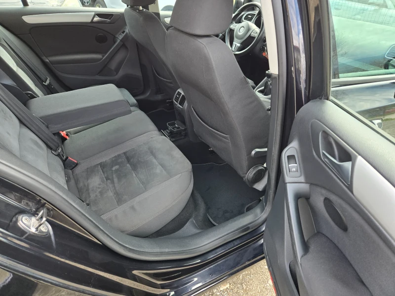 VW Golf 1.4 TSI-122, снимка 13 - Автомобили и джипове - 50210265