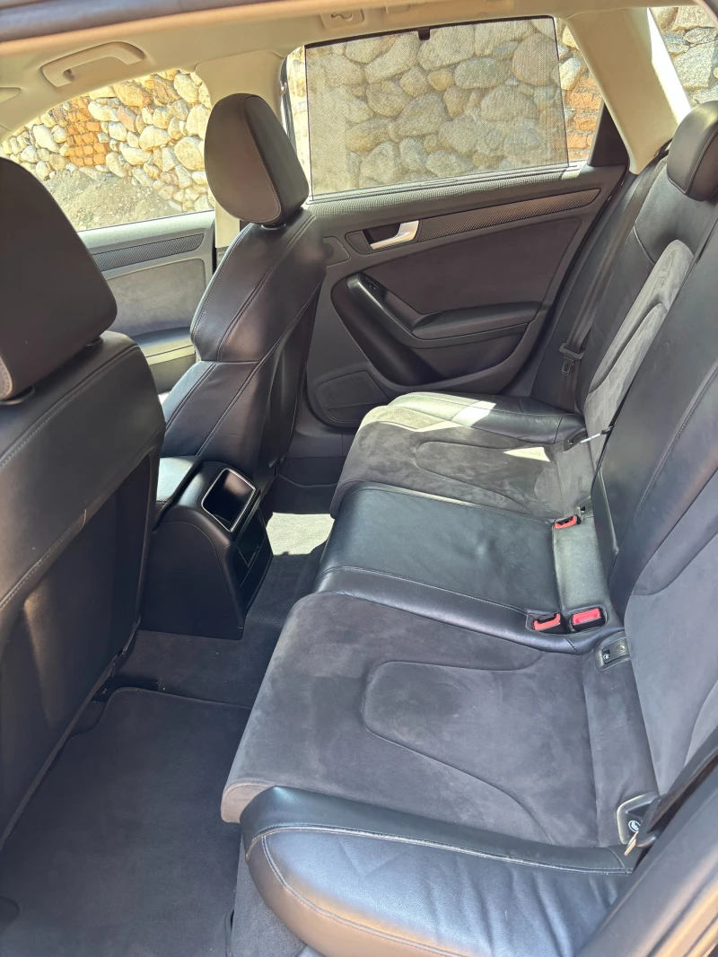 Audi A4 2.0, снимка 12 - Автомобили и джипове - 52659802