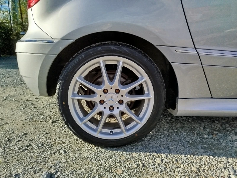 Mercedes-Benz B 180 2000CDI SPORT, снимка 13 - Автомобили и джипове - 52336773