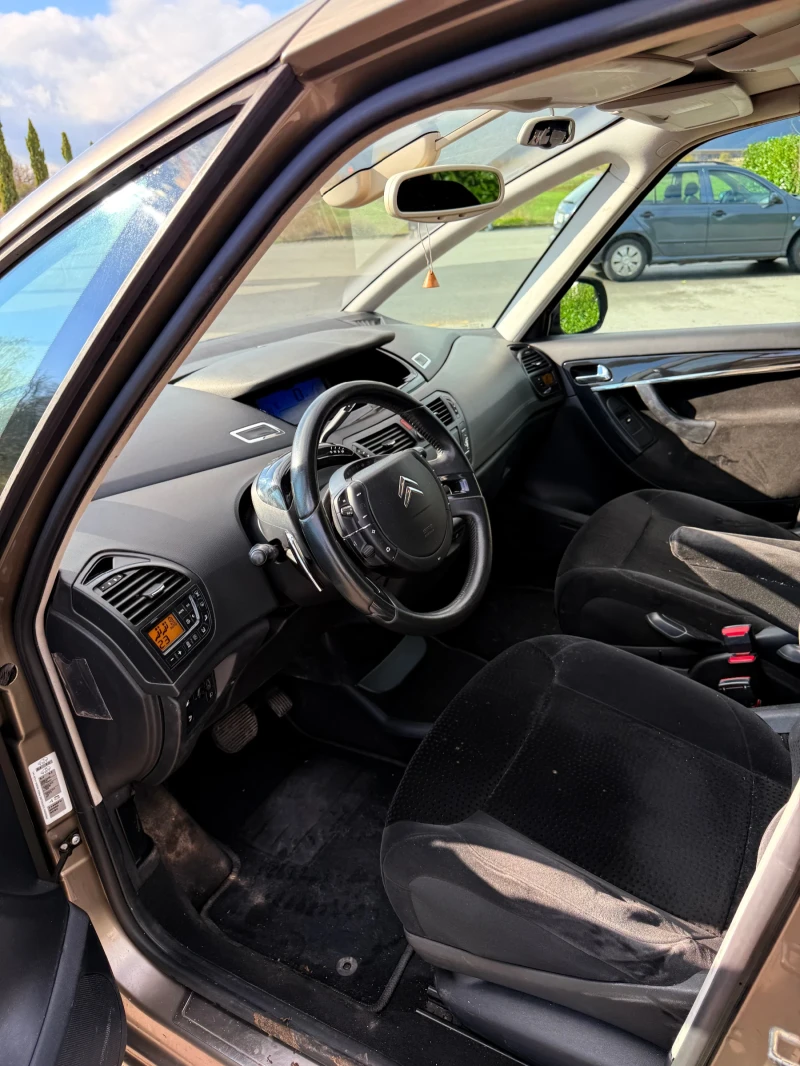 Citroen C4 Picasso 1.6 EXCLUSIVE, снимка 4 - Автомобили и джипове - 52604032