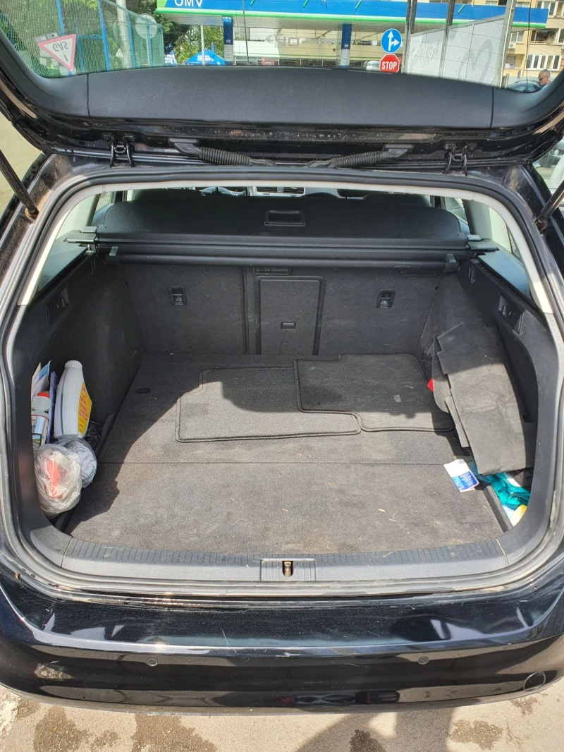 VW Golf 1.4 110кс, снимка 8 - Автомобили и джипове - 52916767