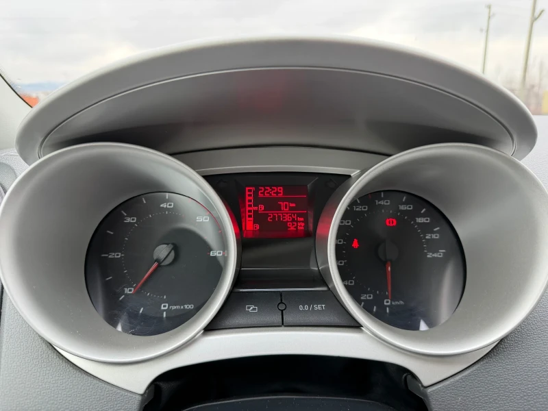 Seat Ibiza 1.9 TDI - НАВИ -, снимка 12 - Автомобили и джипове - 53010156