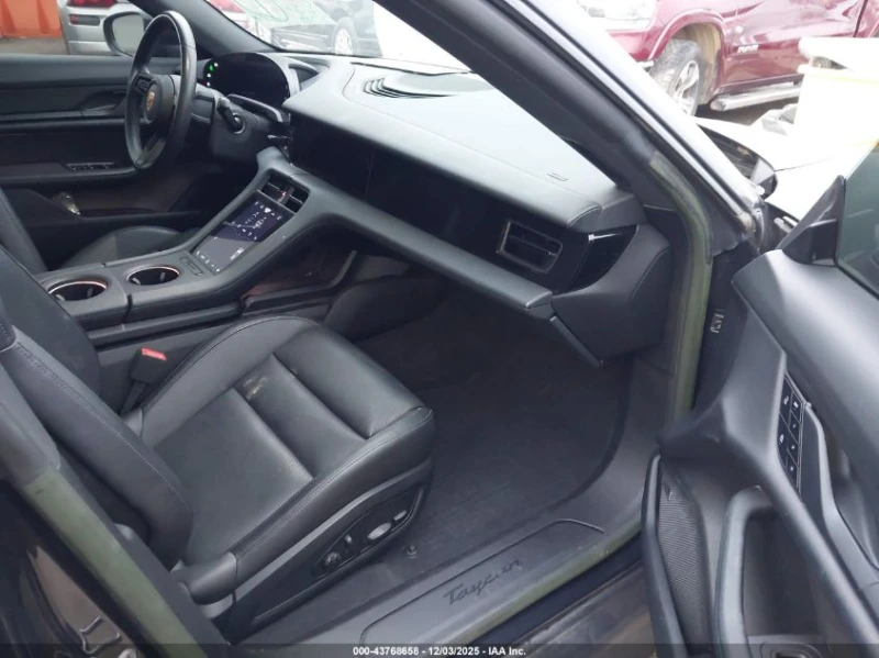 Porsche Taycan Т * CARFAX* , снимка 5 - Автомобили и джипове - 53387641