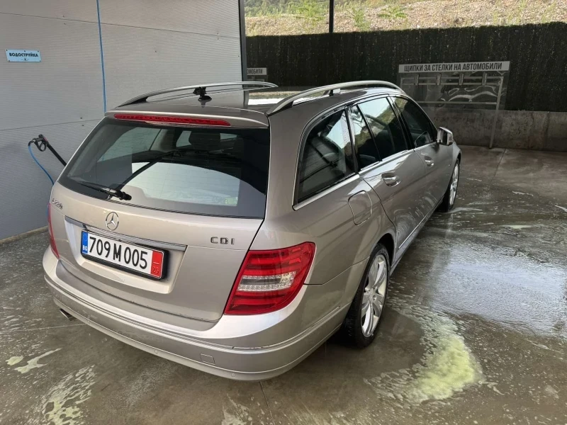 Mercedes-Benz C 220 Avantgarde  - изображение 3