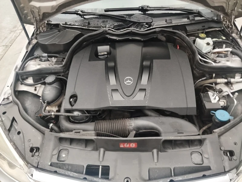 Mercedes-Benz C 220 Avantgarde  - изображение 7