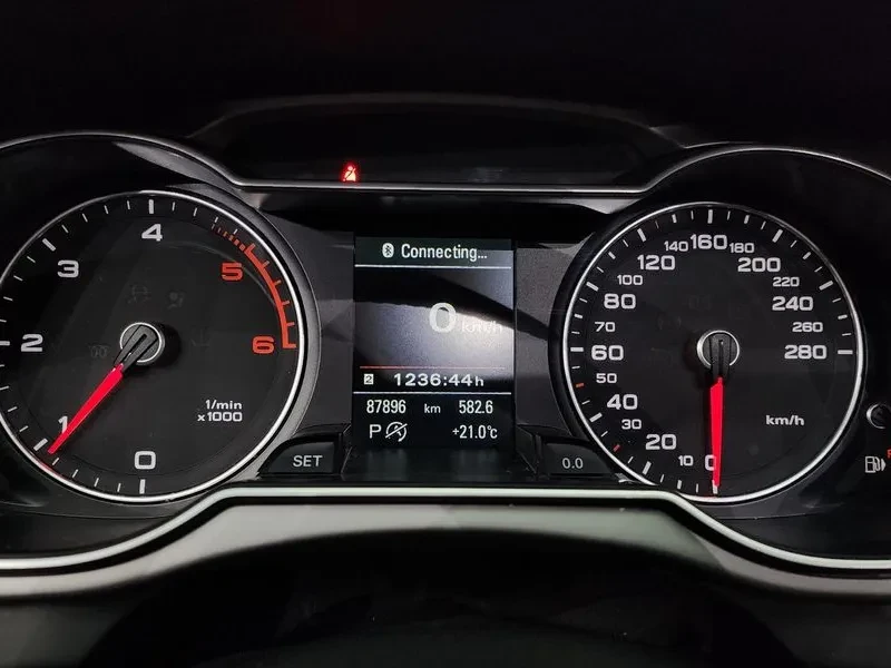 Audi A4 2.0 TDI Quattro - изображение 8