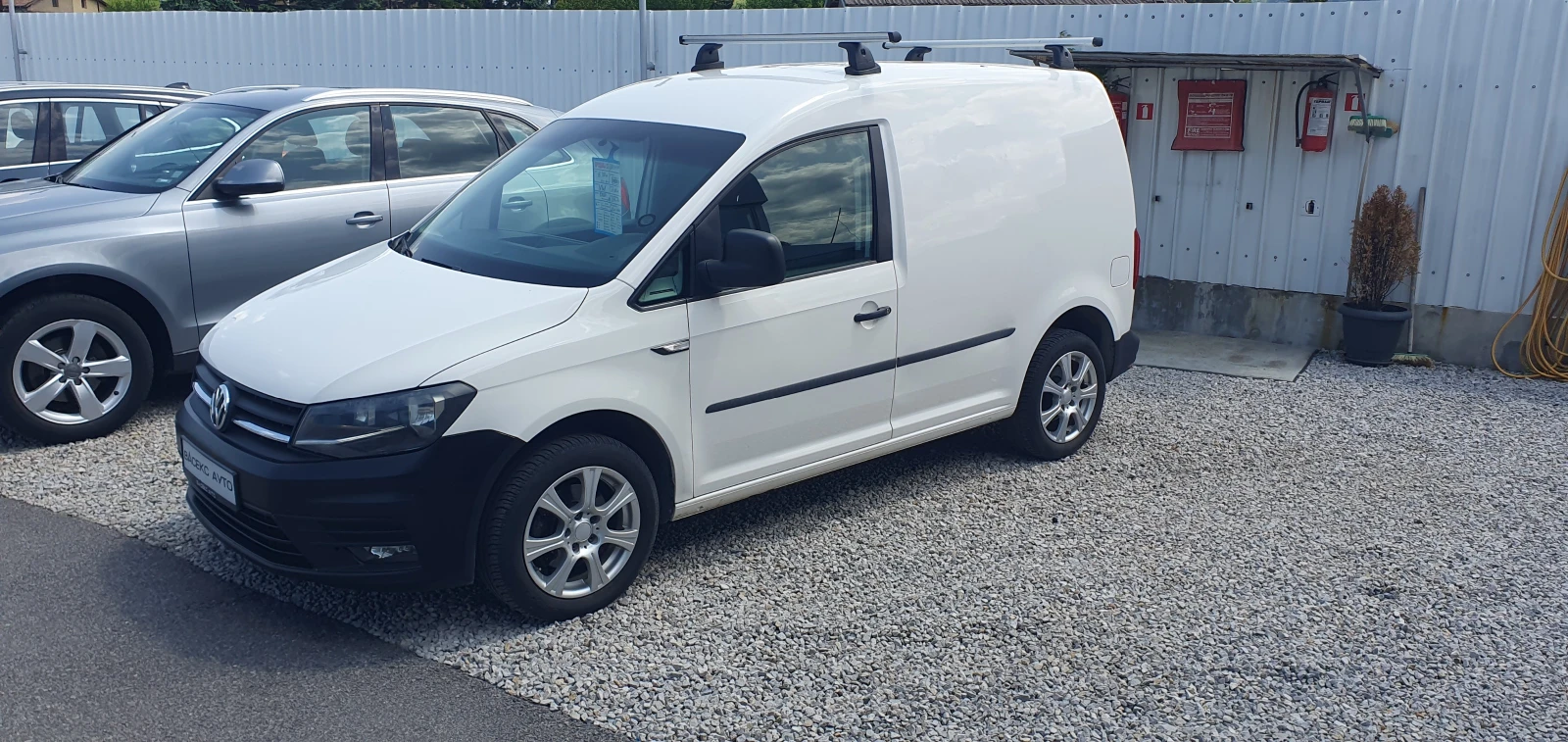 VW Caddy 2.0 tdi  102ks | Mobile.bg — изображение 15