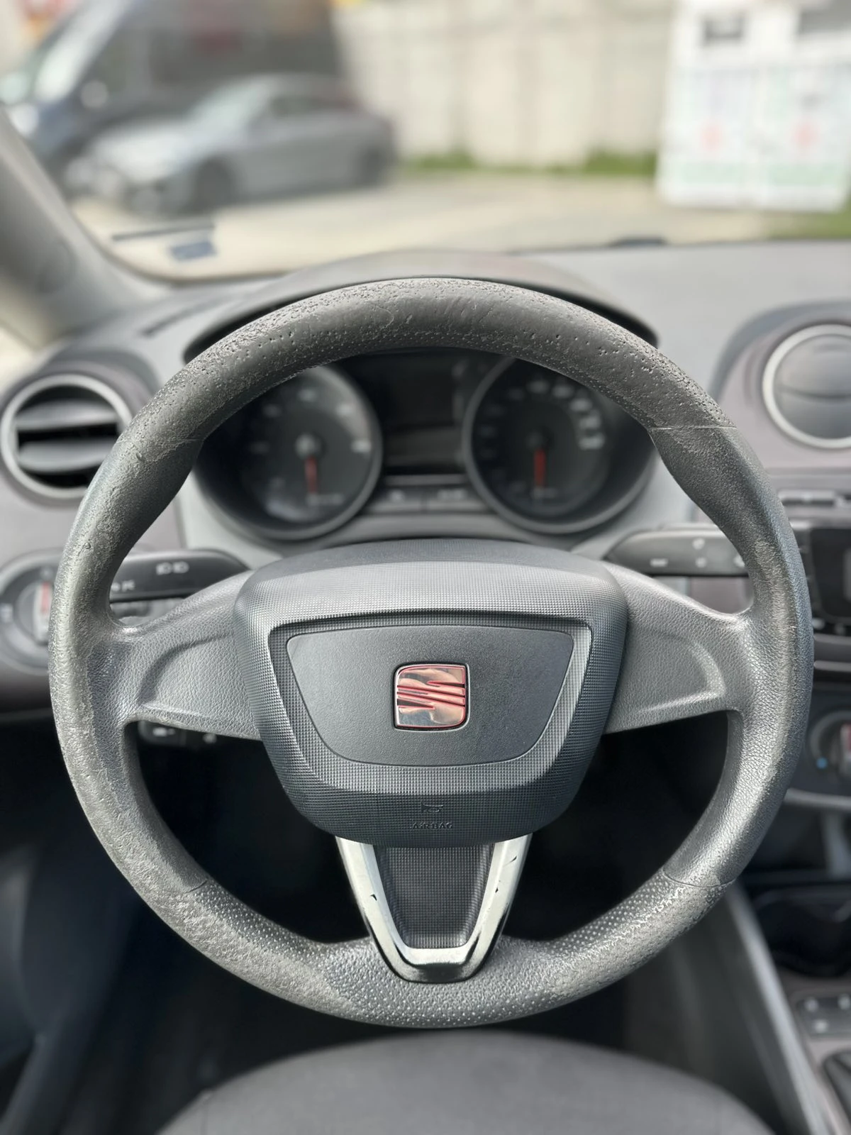 Seat Ibiza  - изображение 8