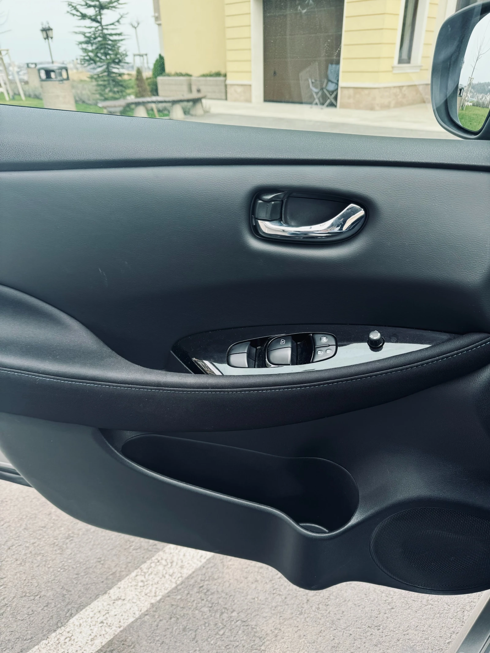 Nissan Leaf  40 KW - изображение 7