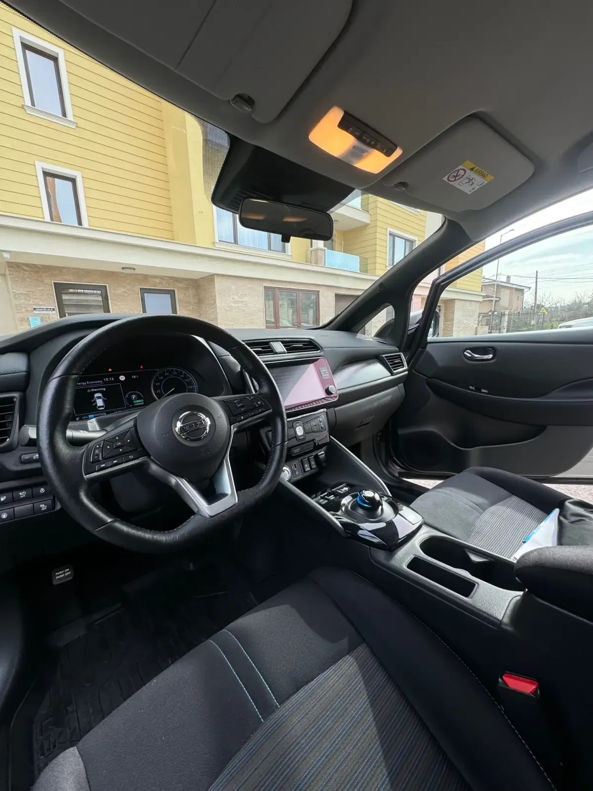 Nissan Leaf  40 KW - изображение 10