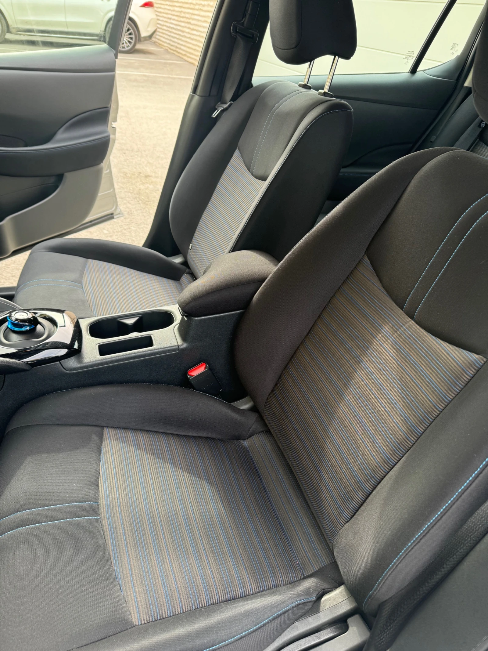Nissan Leaf  40 KW - изображение 6