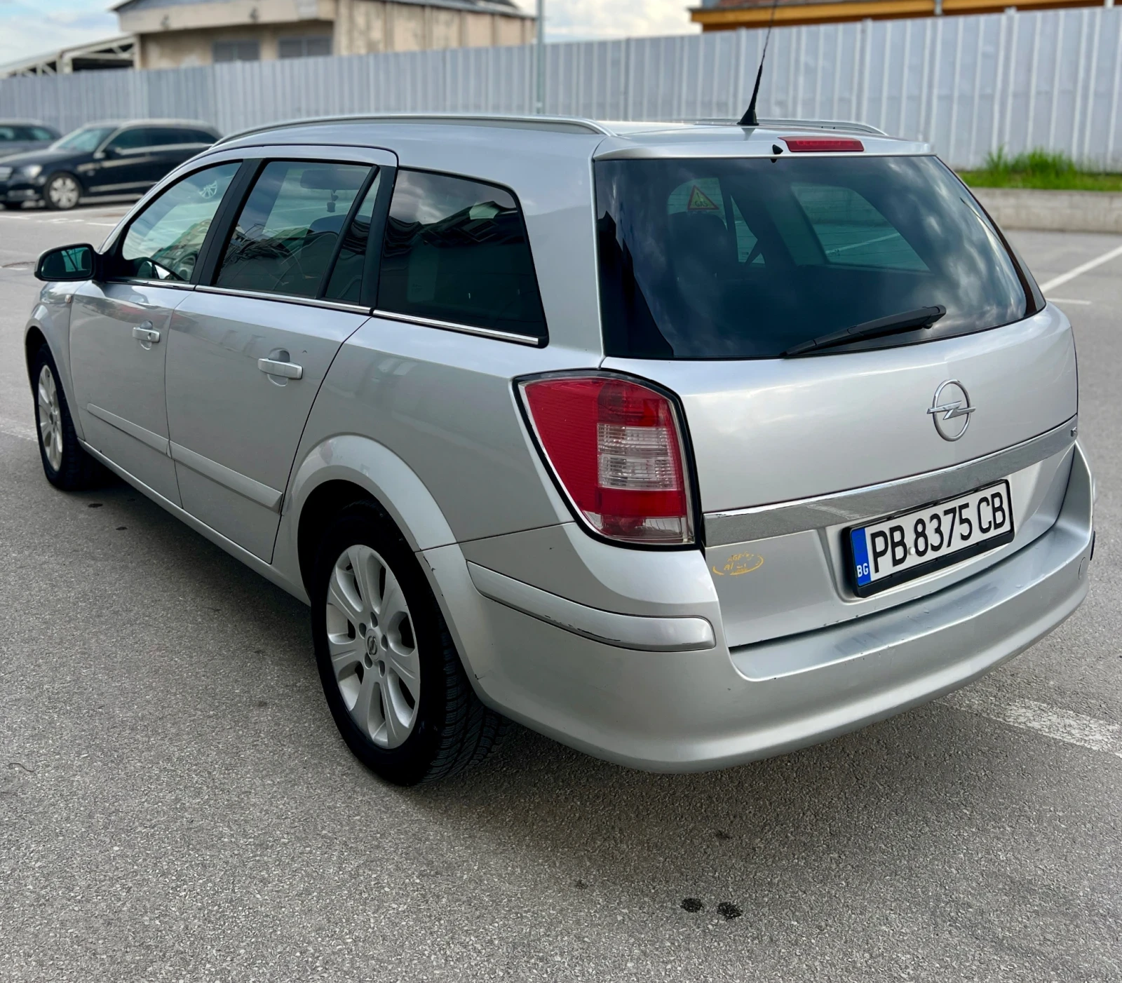 Opel Astra 1.8 - изображение 4