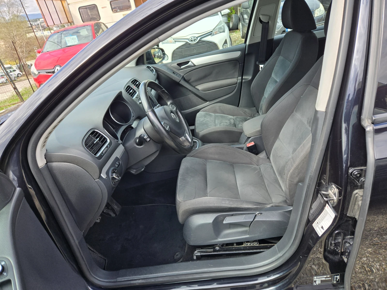 VW Golf 1.4 TSI-122 - изображение 10