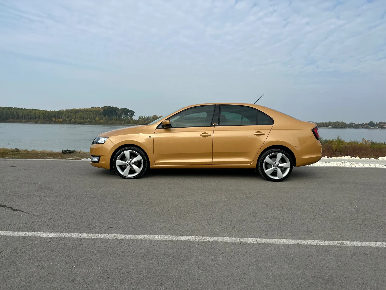 Skoda Rapid  - изображение 2