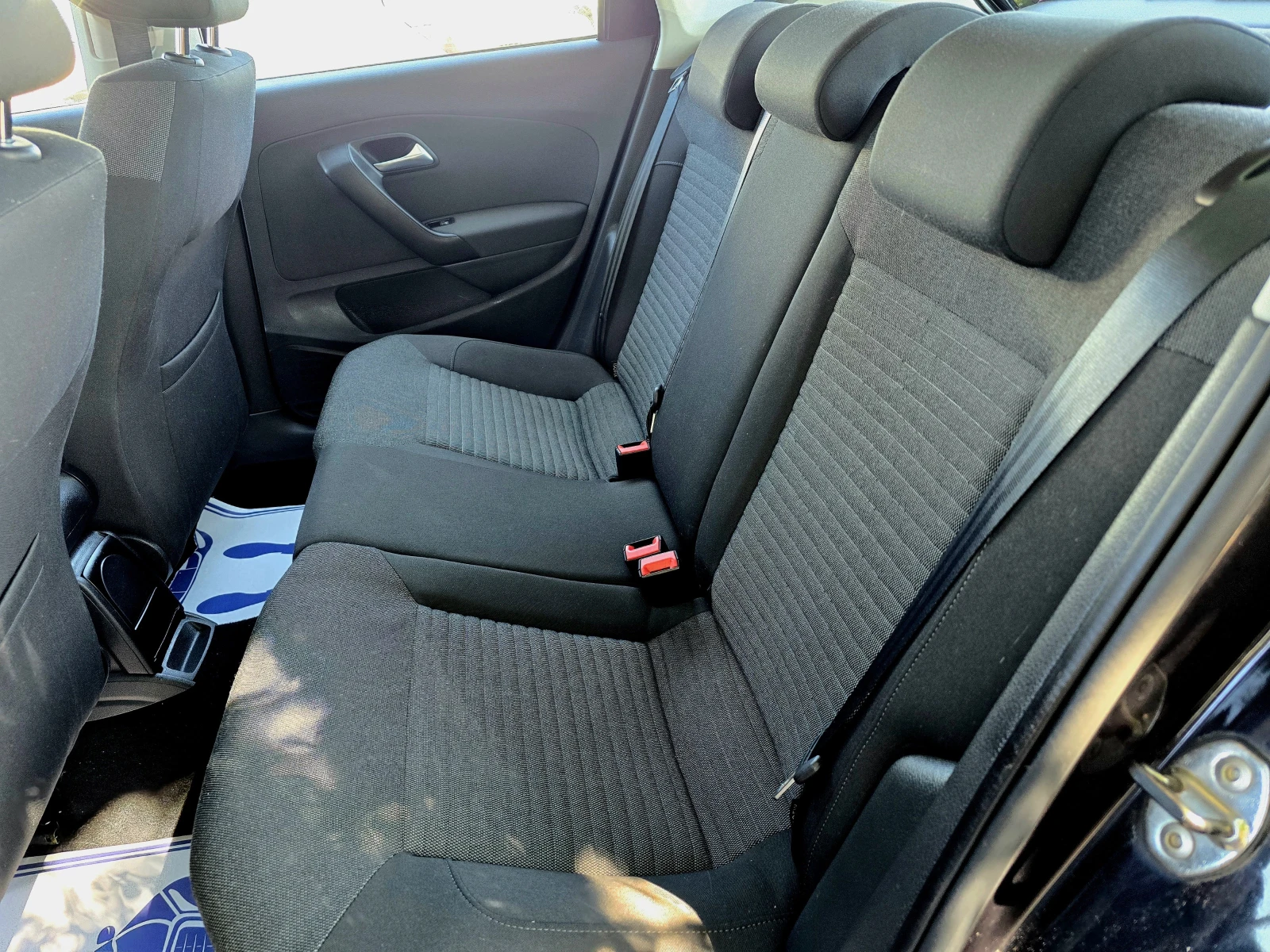 VW Polo 1.2i/90hp/NAVI | Mobile.bg   13