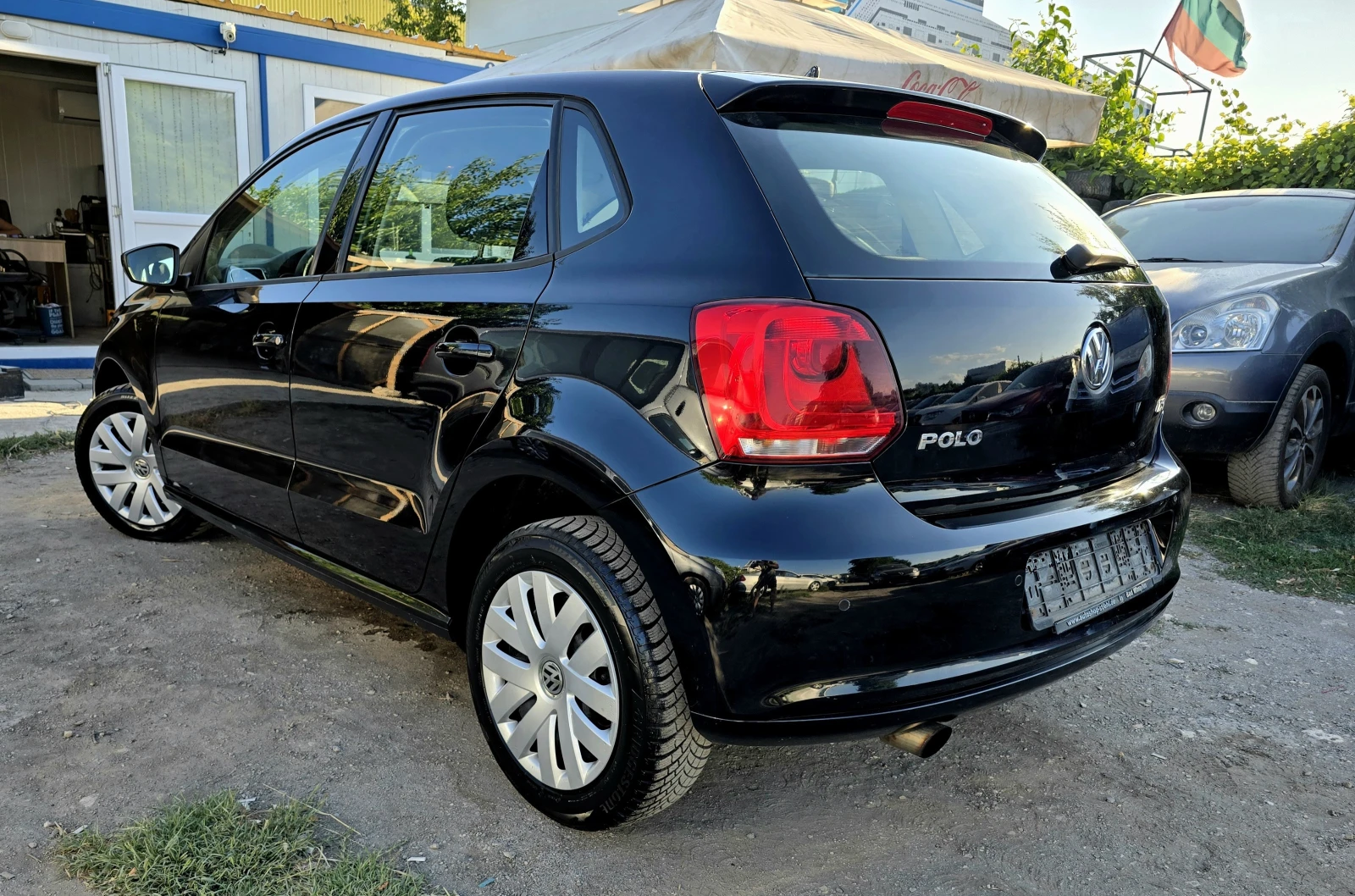VW Polo 1.2i/90hp/NAVI | Mobile.bg   4