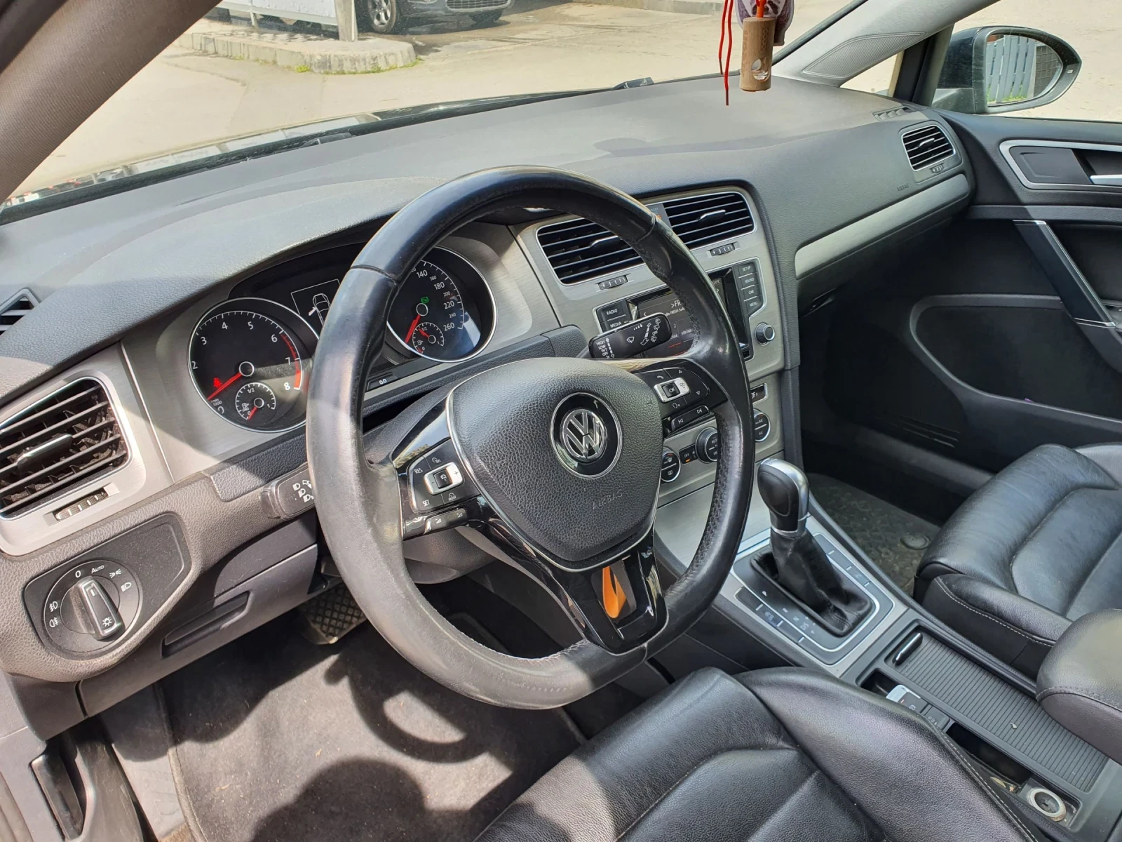 VW Golf 1.4 110кс - изображение 7