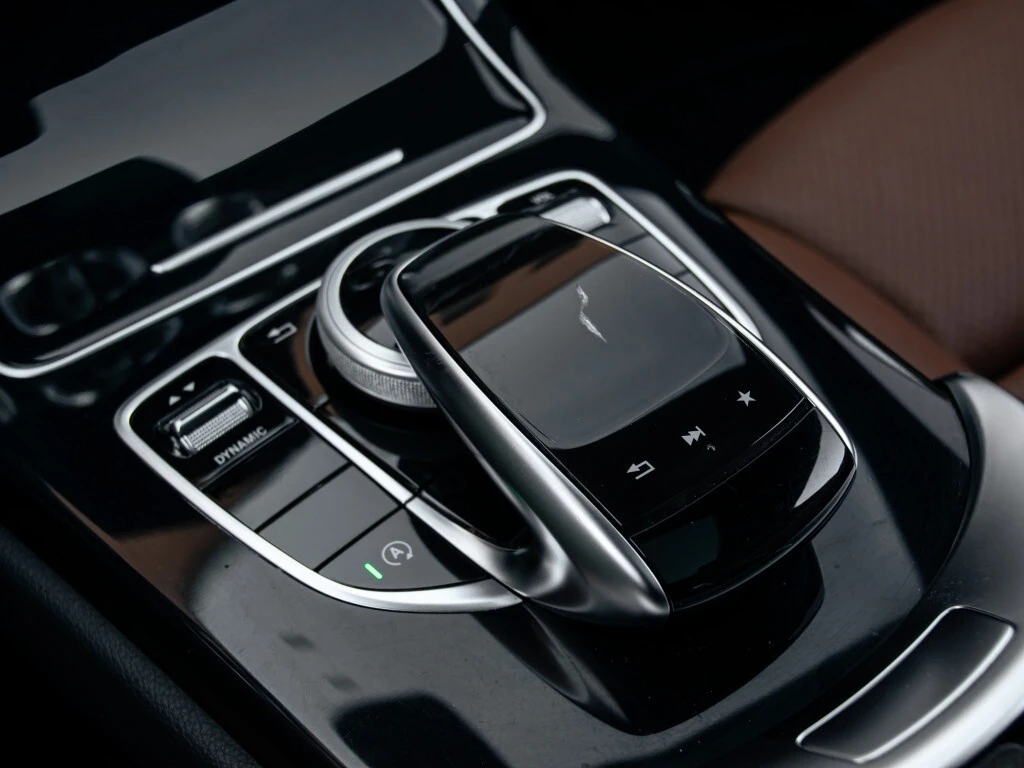 Mercedes-Benz C 300 * 300| AMG| COUPE| BROWN INT| NAV| PANOROOF| B.SPO | Mobile.bg � ����������� 16