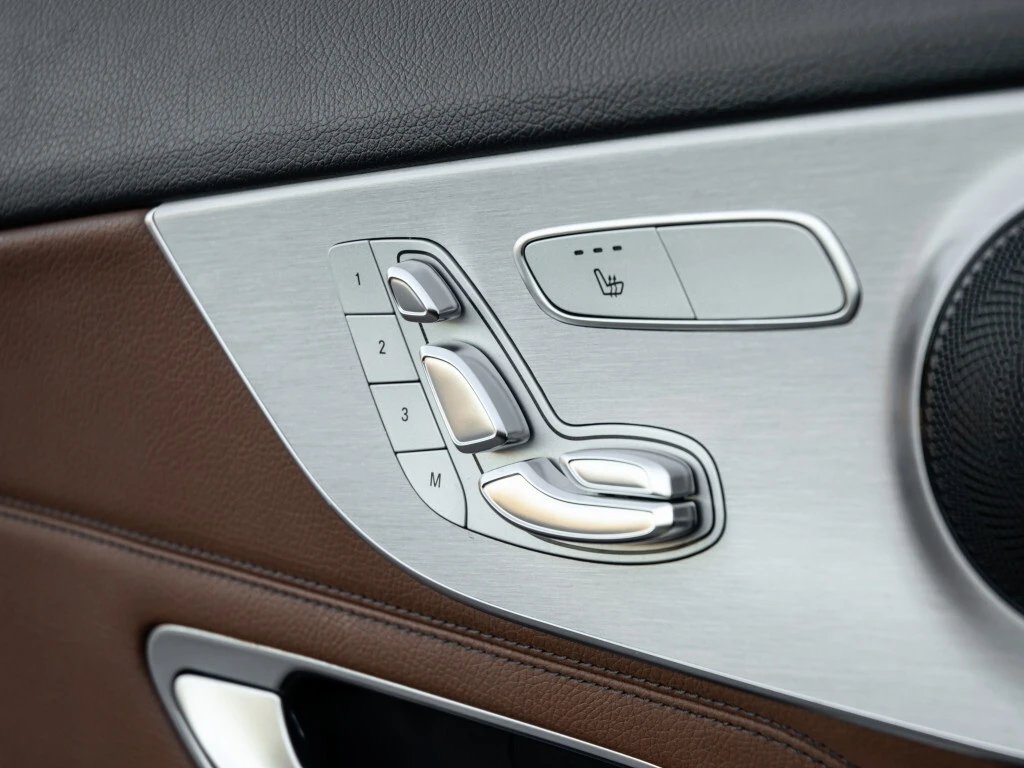 Mercedes-Benz C 300 * 300| AMG| COUPE| BROWN INT| NAV| PANOROOF| B.SPO | Mobile.bg � ����������� 12